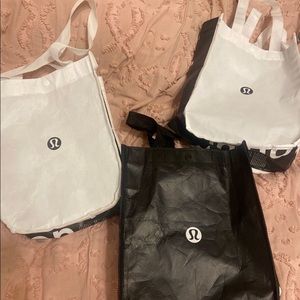 3 lululemon tote bags